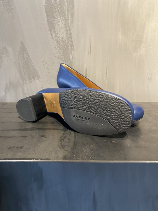Audley Taker - Image 3