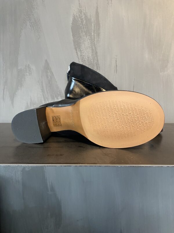 Audley Leia - Image 3
