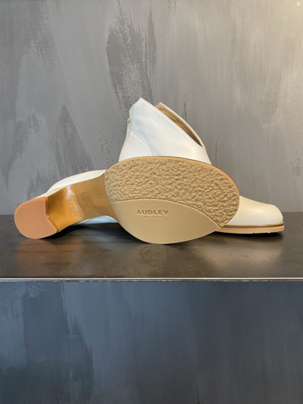 Audley Omar - Image 4