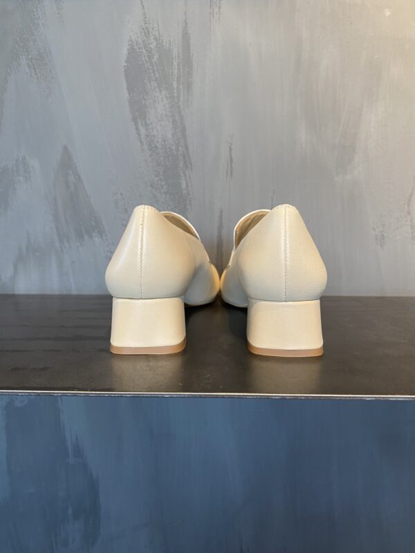 Audley Berta - Image 5
